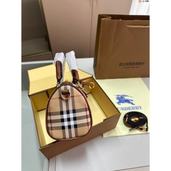 BURBERRY Burberry tote bag 2023FW very popular BURBERRY Burberry tote bag 2023FW very popular