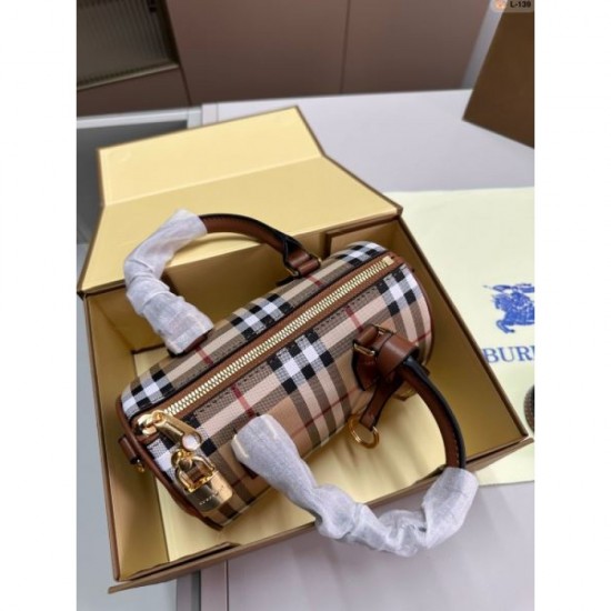 BURBERRY Burberry tote bag 2023FW very popular BURBERRY Burberry tote bag 2023FW very popular