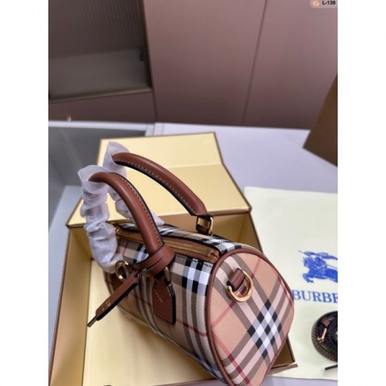 BURBERRY Burberry tote bag 2023FW very popular BURBERRY Burberry tote bag 2023FW very popular