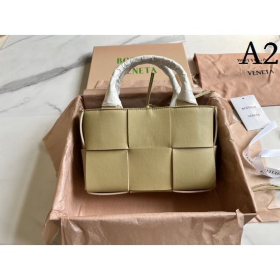 BOTTEGA VENETA Bottega Veneta Tote Bag 2023FW Limited Price BOTTEGA VENETA Bottega Veneta Tote Bag 2023FW Limited Price