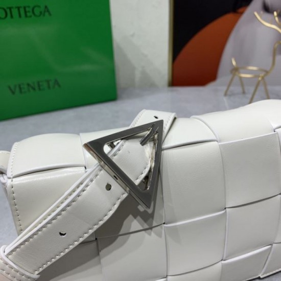 BOTTEGA VENETA Bottega Veneta Shoulder Bag 2023FW Fall/Winter Trend BOTTEGA VENETA Bottega Veneta Shoulder Bag 2023FW Fall/Winter Trend