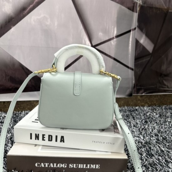 CELINE Celine Tote Bag 2023SS Style that can be used for summer CELINE Celine Tote Bag 2023SS Style that can be used for summer