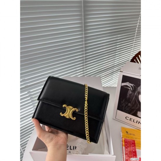CELINE Shoulder Bag 2023FW No. 1 in total cumulative sales CELINE Shoulder Bag 2023FW No. 1 in total cumulative sales