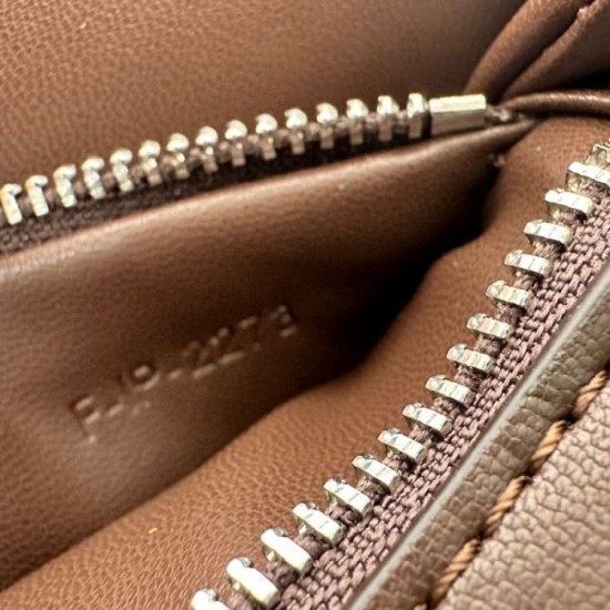 CELINE Shoulder bag 2023FW This year's style CELINE Shoulder bag 2023FW This year's style