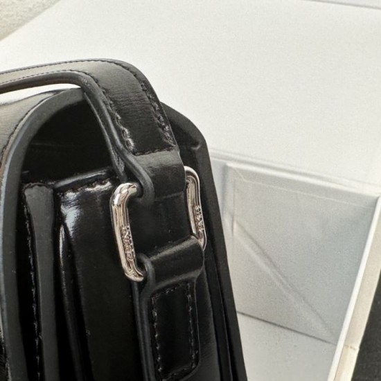 CELINE Shoulder Bag 2023FW Highly Recommended CELINE Shoulder Bag 2023FW Highly Recommended