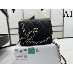 CHANEL Chanel shoulder bag 2023SS Longing brand that makes you feel better