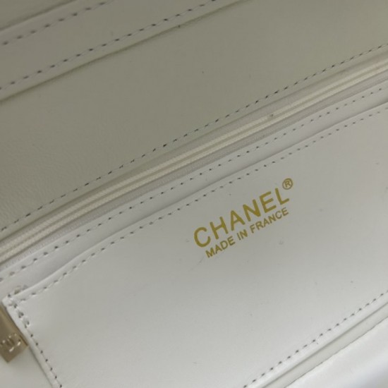 CHANEL Chanel shoulder bag 2023SS relaxed item CHANEL Chanel shoulder bag 2023SS relaxed item
