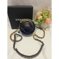 CHANEL Chanel shoulder bag 2023SS Easy to wear