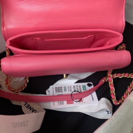 CHANEL Tote Bag 2023FW Gives the impression of a fashionable expert CHANEL Tote Bag 2023FW Gives the impression of a fashionable expert