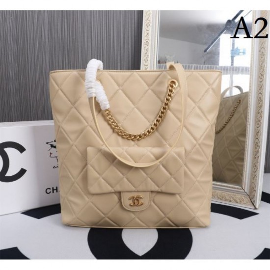 CHANEL Tote Bag 2023FW Latest Fashion Points CHANEL Tote Bag 2023FW Latest Fashion Points