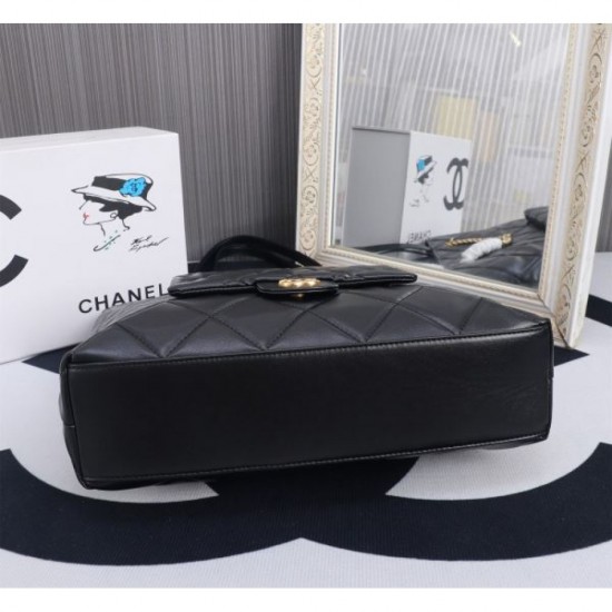 CHANEL Tote Bag 2023FW Latest Fashion Points CHANEL Tote Bag 2023FW Latest Fashion Points