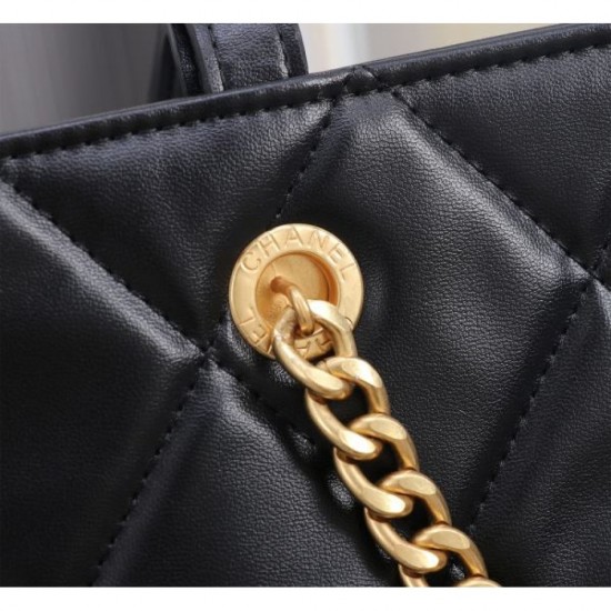 CHANEL Tote Bag 2023FW Latest Fashion Points CHANEL Tote Bag 2023FW Latest Fashion Points