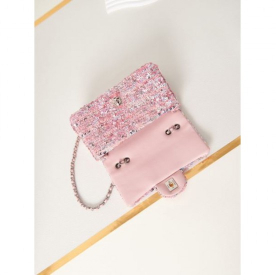 CHANEL Shoulder Bag 2023FW No. 1 in total cumulative sales! CHANEL Shoulder Bag 2023FW No. 1 in total cumulative sales!