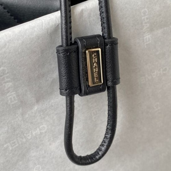 CHANEL Backpack 2023FW Nice design not in stock brand CHANEL Backpack 2023FW Nice design not in stock brand