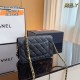 CHANEL Shoulder bag 2023FW New item that is attracting attention CHANEL Shoulder bag 2023FW New item that is attracting attention