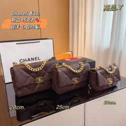 CHANEL Shoulder Bag 2023FW Latest Autumn/Winter Items