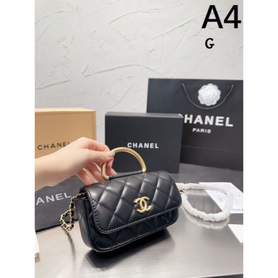 CHANEL Chanel tote bag 2023FW Essential for autumn/winter coordination CHANEL Chanel tote bag 2023FW Essential for autumn/winter coordination