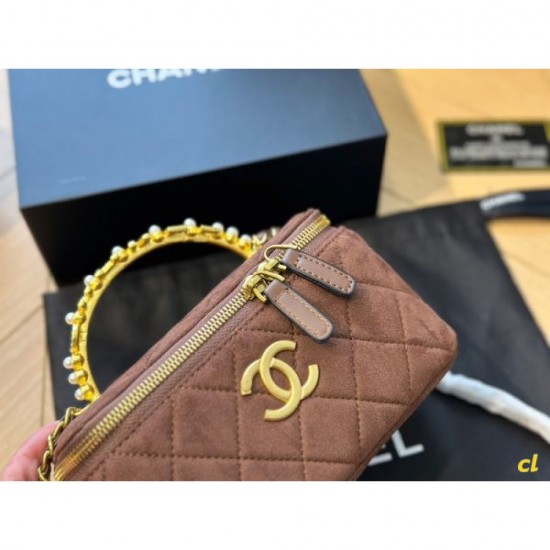 CHANEL Tote Bag 2023FW Competition is inevitable! I definitely want to check it out CHANEL Tote Bag 2023FW Competition is inevitable! I definitely want to check it out