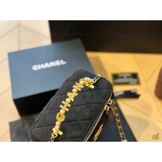 CHANEL Tote Bag 2023FW Competition is inevitable! I definitely want to check it out CHANEL Tote Bag 2023FW Competition is inevitable! I definitely want to check it out