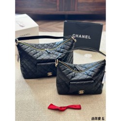 CHANEL CHANEL tote bag 2023FW New item for this fall that creates a relaxed feeling for adults