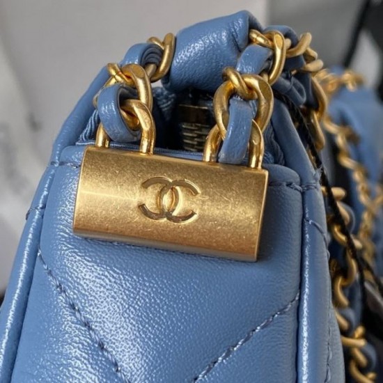 CHANEL CHANEL tote bag 2023FW Especially popular this fall/winter season CHANEL CHANEL tote bag 2023FW Especially popular this fall/winter season
