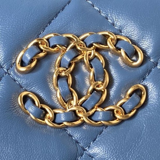 CHANEL CHANEL tote bag 2023FW Especially popular this fall/winter season CHANEL CHANEL tote bag 2023FW Especially popular this fall/winter season