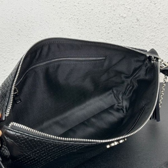 CHANEL Chanel tote bag 2023FW Emphasis on looseness and comfort CHANEL Chanel tote bag 2023FW Emphasis on looseness and comfort