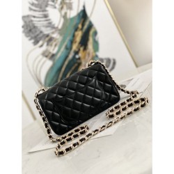 CHANEL Shoulder Bag 2023FW Impressive Design
