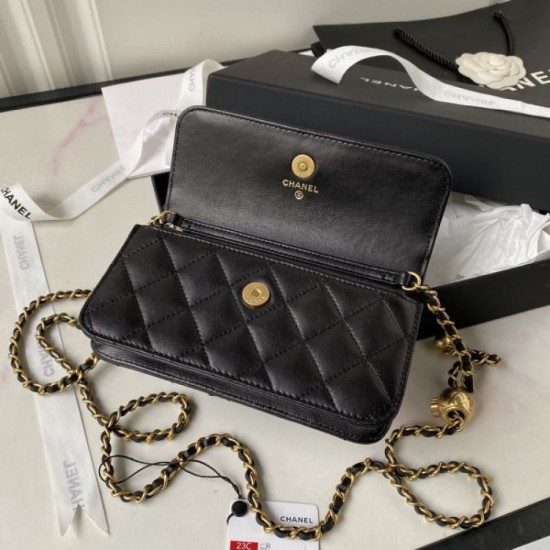CHANEL shoulder bag 2023FW simple design CHANEL shoulder bag 2023FW simple design