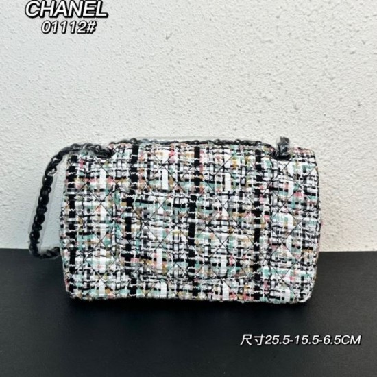 CHANEL Shoulder bag 2023FW Luxury style CHANEL Shoulder bag 2023FW Luxury style