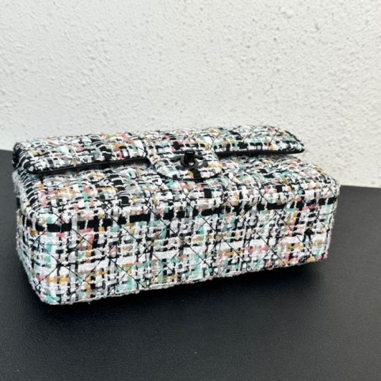 CHANEL Shoulder bag 2023FW Luxury style CHANEL Shoulder bag 2023FW Luxury style
