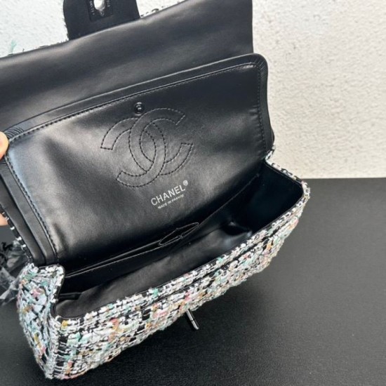 CHANEL Shoulder bag 2023FW Luxury style CHANEL Shoulder bag 2023FW Luxury style