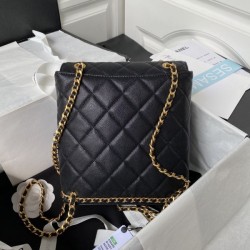 CHANEL Backpack 2023FW Has a distinct loose feel