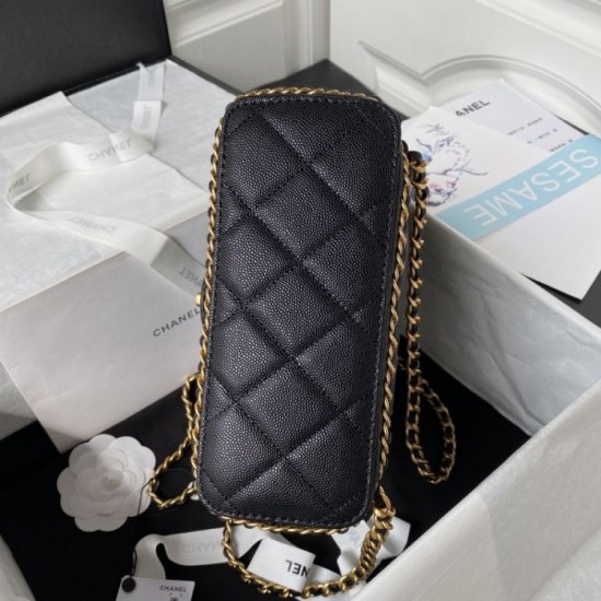 CHANEL Backpack 2023FW Has a distinct loose feel CHANEL Backpack 2023FW Has a distinct loose feel