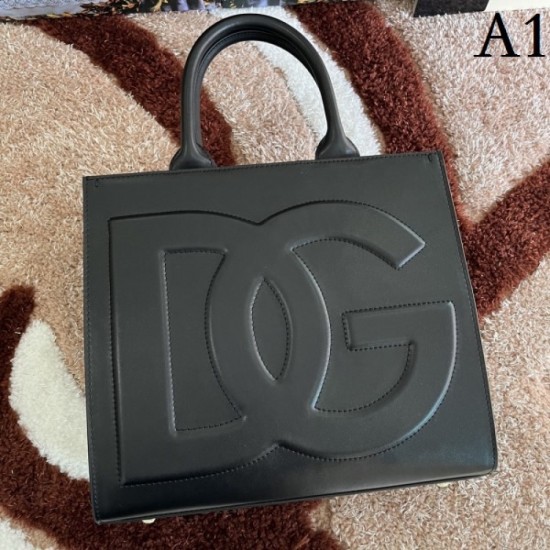 DOLCE & GABBANA Dolce & Gabbana tote bag 2023SS charm DOLCE & GABBANA Dolce & Gabbana tote bag 2023SS charm