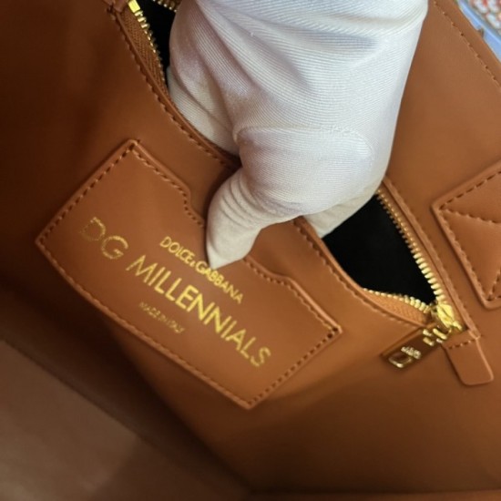 DOLCE & GABBANA Dolce & Gabbana tote bag 2023SS charm DOLCE & GABBANA Dolce & Gabbana tote bag 2023SS charm