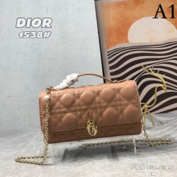 2023SS DIOR Dior Popular model tote bag in Japan