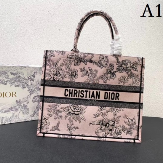 2023SS DIOR Dior Tote bag that is sure to be a big success this year 2023SS DIOR Dior Tote bag that is sure to be a big success this year