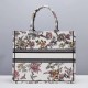 2023SS DIOR Dior Tote bag that is sure to be a big success this year 2023SS DIOR Dior Tote bag that is sure to be a big success this year