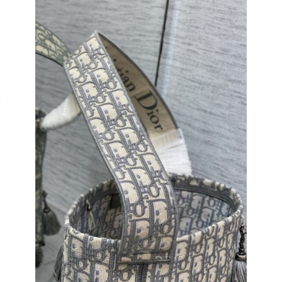 2023SS DIOR Dior Item perfect for summer Tote bag 2023SS DIOR Dior Item perfect for summer Tote bag