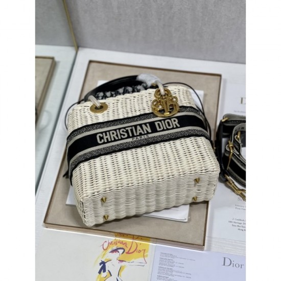 2023SS DIOR New summer tote bag that will be in short supply 2023SS DIOR New summer tote bag that will be in short supply