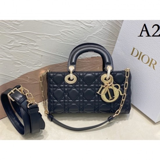 2023SS DIOR Dior Tote bag with presence every season 2023SS DIOR Dior Tote bag with presence every season