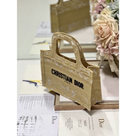 DIOR Dior Tote Bag 2023SS Fashion sense soars! DIOR Dior Tote Bag 2023SS Fashion sense soars!