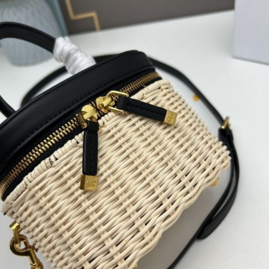 DIOR Dior tote bag 2023FW Feel the latest trends DIOR Dior tote bag 2023FW Feel the latest trends