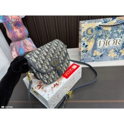 DIOR Shoulder bag 2023FW Comfortable item