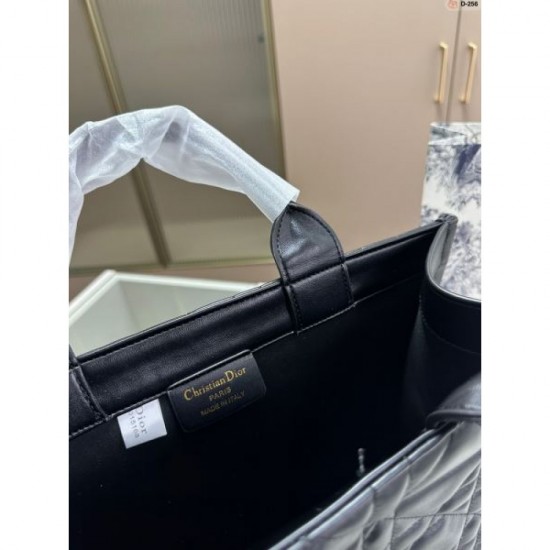 DIOR Dior tote bag 2023FW Brand new item that can't wait for fall DIOR Dior tote bag 2023FW Brand new item that can't wait for fall