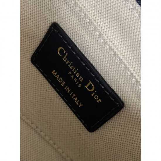 DIOR Dior tote bag 2023FW Celebrity favorite brand DIOR Dior tote bag 2023FW Celebrity favorite brand
