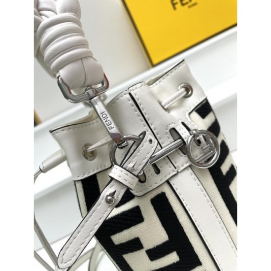 FENDI Fendi Tote Bag 2023SS Limited release summer new work FENDI Fendi Tote Bag 2023SS Limited release summer new work