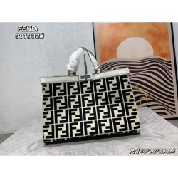FENDI Fendi Tote Bag 2023SS Selected Spring/Summer Featured Products