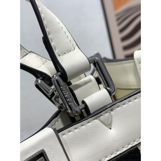 FENDI Fendi Tote Bag 2023SS Selected Spring/Summer Featured Products FENDI Fendi Tote Bag 2023SS Selected Spring/Summer Featured Products
